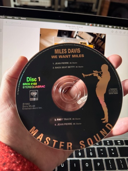 Miles 1.jpeg